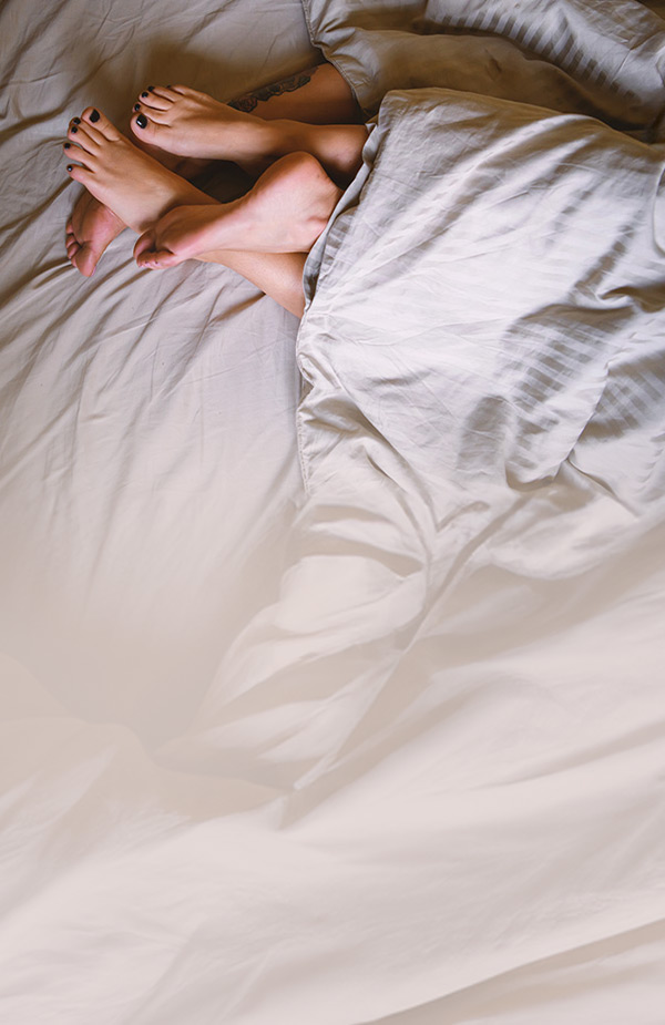 10 spicy Bücher, die auf keinem Nachttisch fehlen dürfen