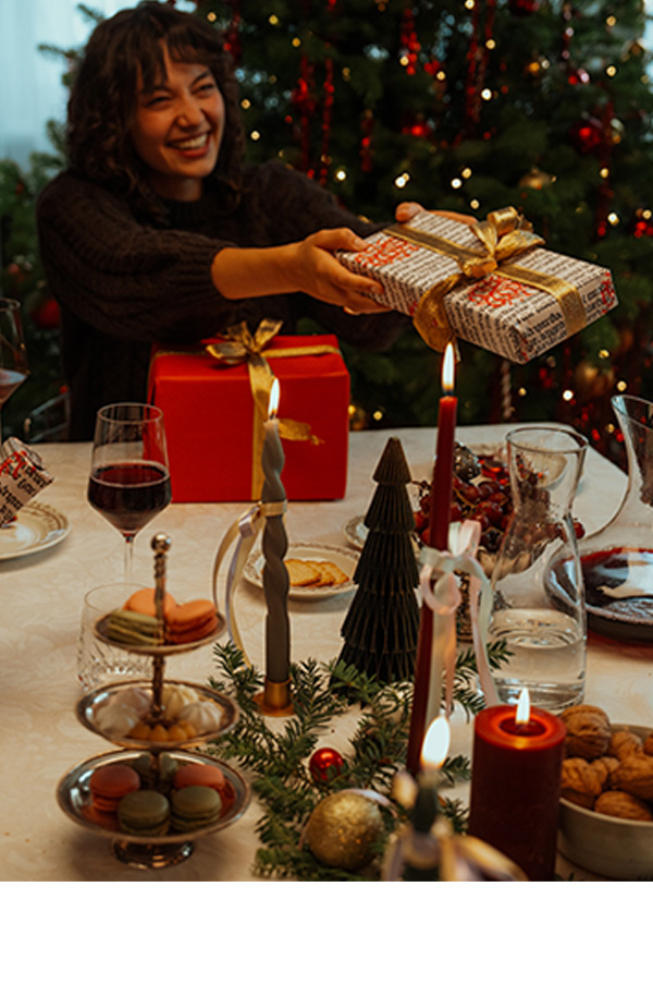 Geschenkübergabe