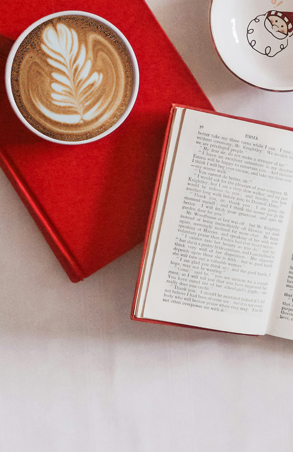 Diese 10 Bücher sind echte Klassiker zu Weihnachten